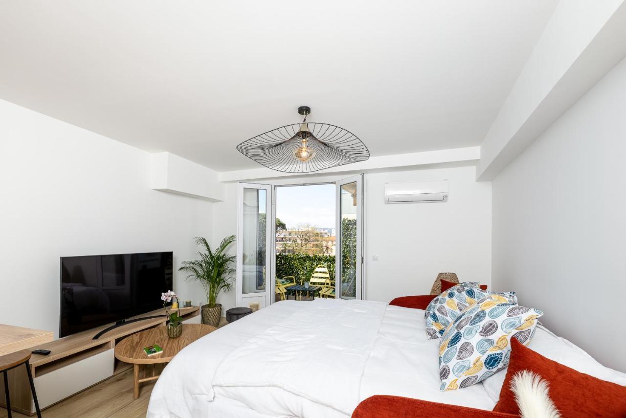 Superbe T2 Juan Les Pins 300M Des Plages 앙티브 외부 사진